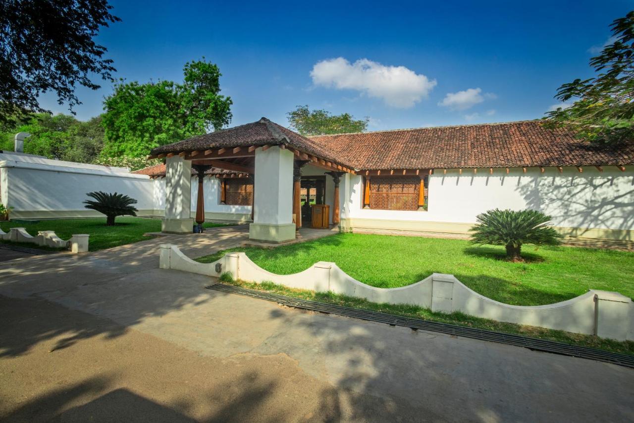 Heritage Maduraj Zewnętrze zdjęcie The residence of the Sri Lankan Ambassador to Vietnam